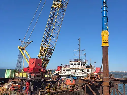 Installation sur Site des Charpentes Métalliques pour Infrastructures Portuaires
