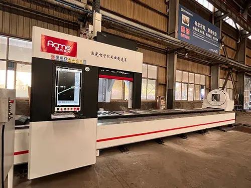 Machine CNC de découpe laser pour tubes