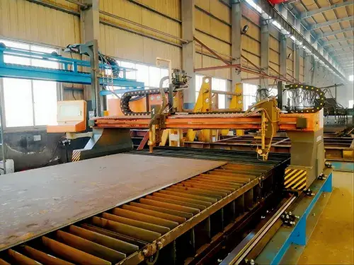Machine CNC de découpe plasma et oxycoupage