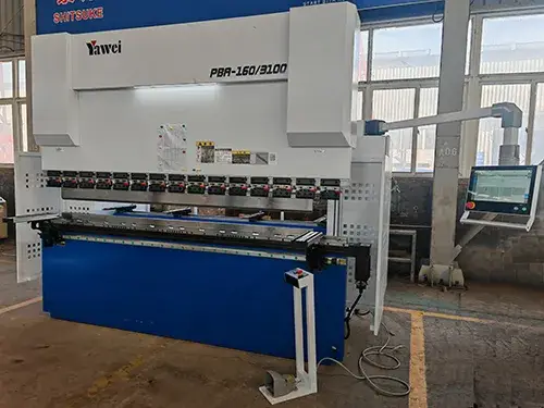 Presse plieuse CNC 160 T (Yawei)